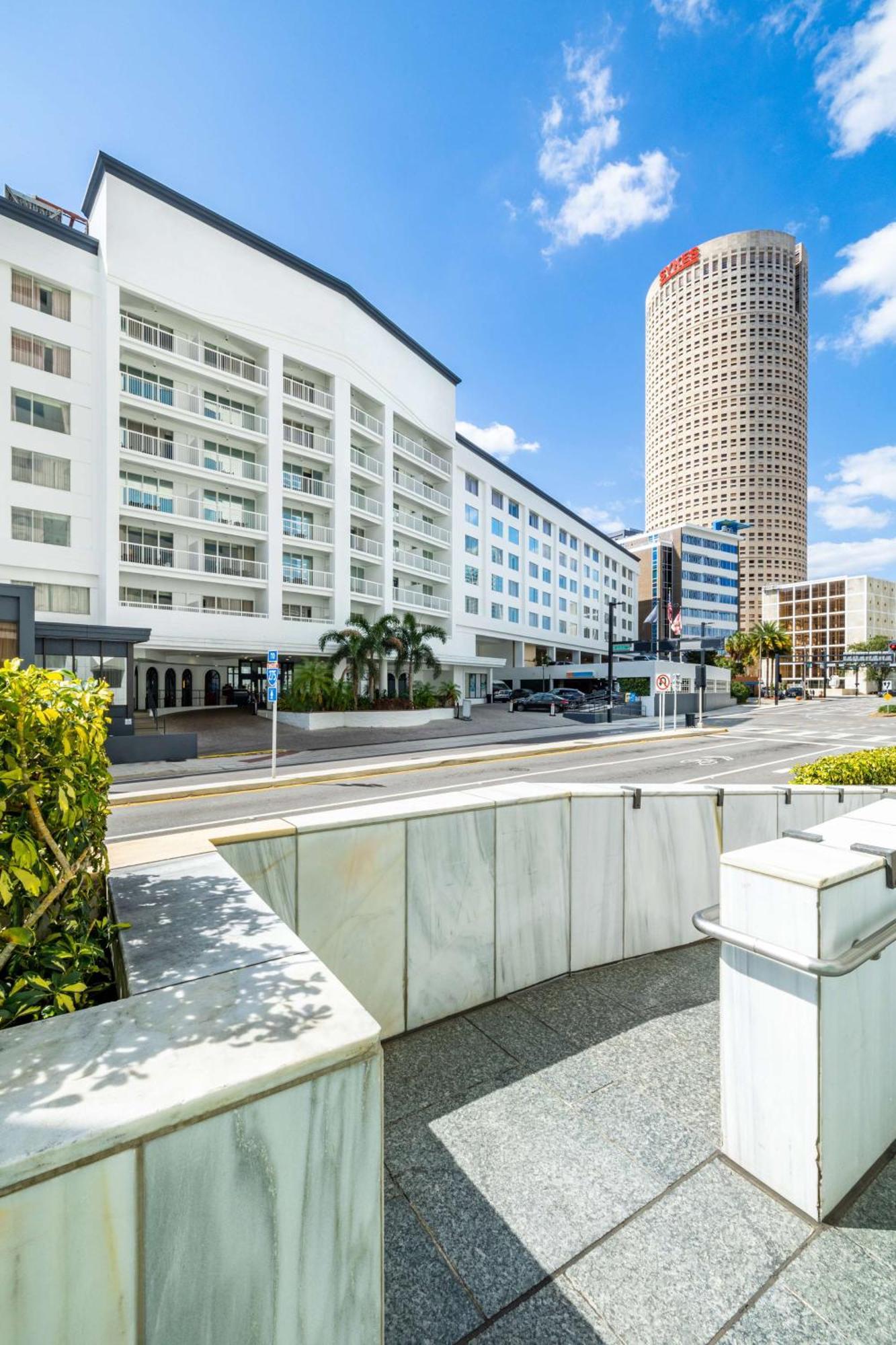 Hotel Tampa Riverwalk Extérieur photo